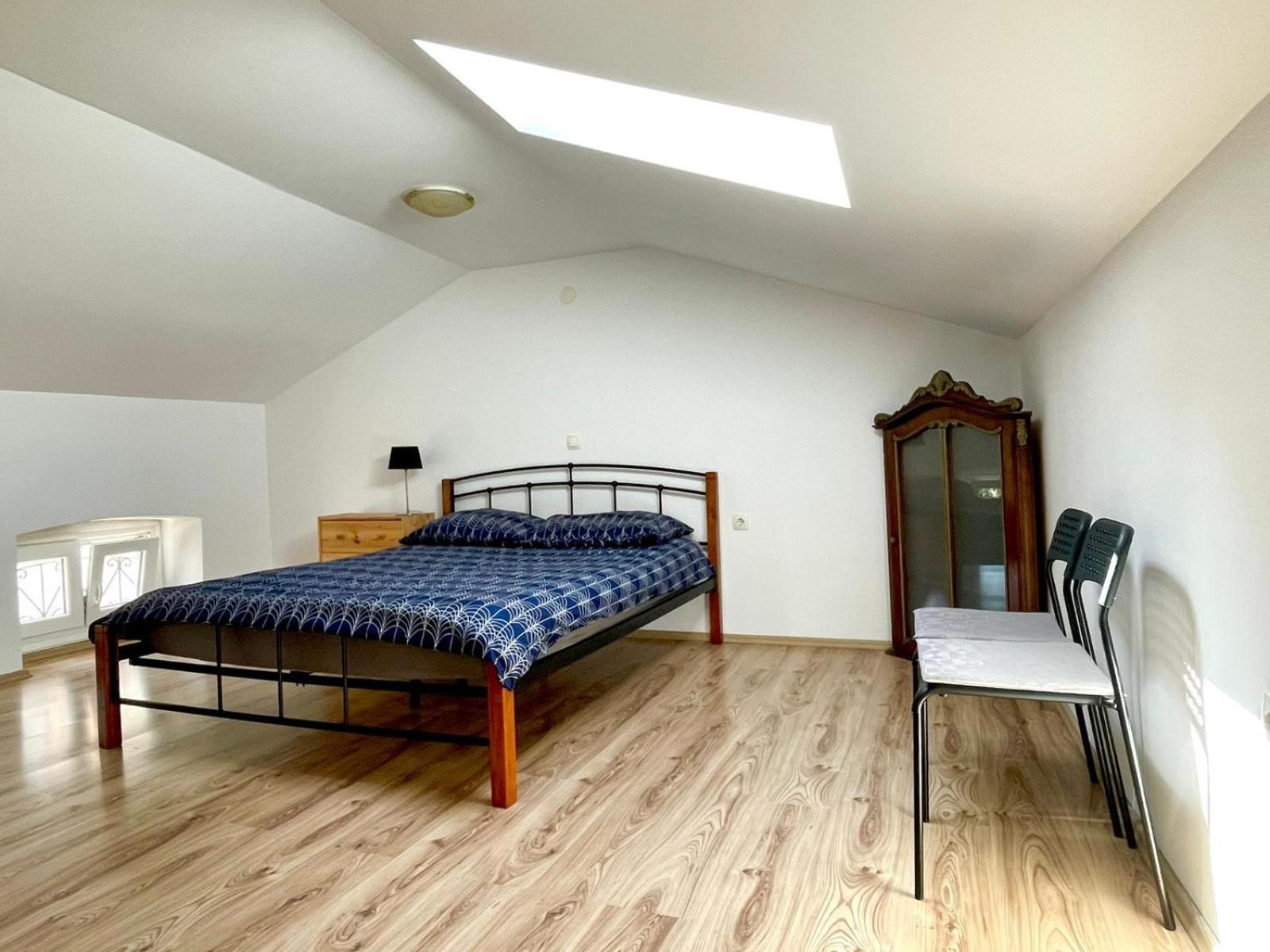 Apartmani Mauro Sa Terasom 크리크베니카 외부 사진